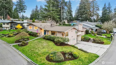 4905 126th Ave SE, Bellevue, WA 98006