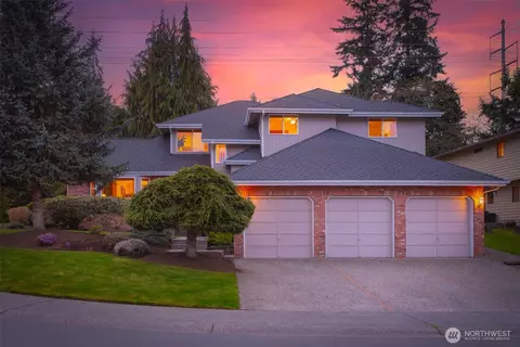 Exterior - 9826 36th Dr SE, Everett, WA 98208 photo 13 of 13