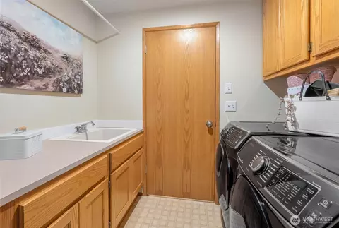 Other - 9826 36th Dr SE, Everett, WA 98208 photo 4 of 7