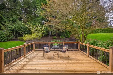 Exterior - 9826 36th Dr SE, Everett, WA 98208 photo 2 of 13
