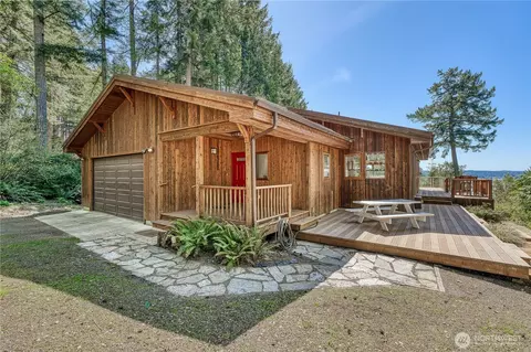 551 Donald Rd, Quilcene, WA 98376