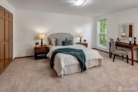 Bedroom - 19303 89th Ave NE, Bothell, WA 98011 photo 4 of 6