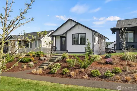 13316 Cook Pl E, Bonney Lake, WA 98391