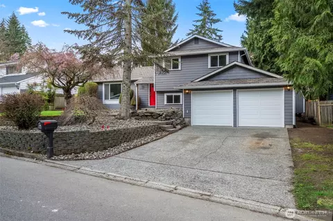 32935 33rd Ave SW, Federal Way, WA 98023