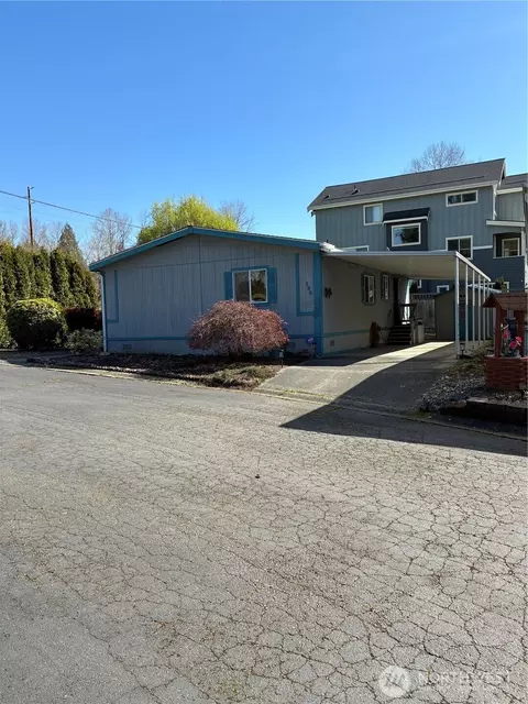 2000 192nd St SE #128, Bothell, WA 98012