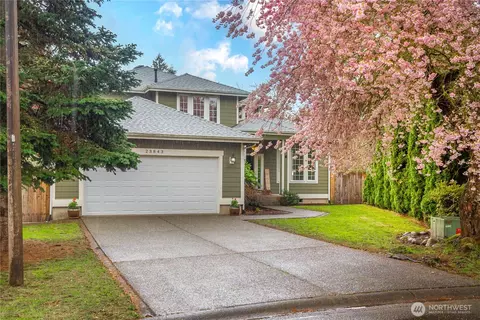 23843 SE 246th St, Maple Valley, WA 98038