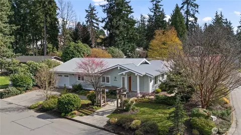 12905 NE 94th St, Kirkland, WA 98033