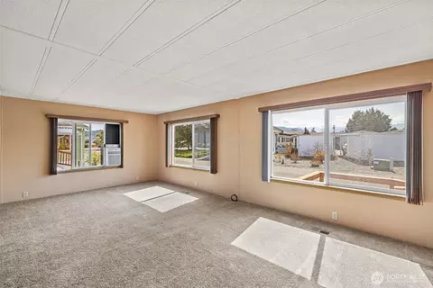 55 Juniper Mobile Ests, Sequim, WA 98382 photo 6