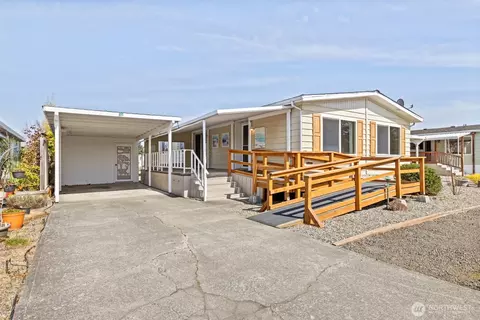 55 Juniper Mobile Ests, Sequim, WA 98382 photo 3
