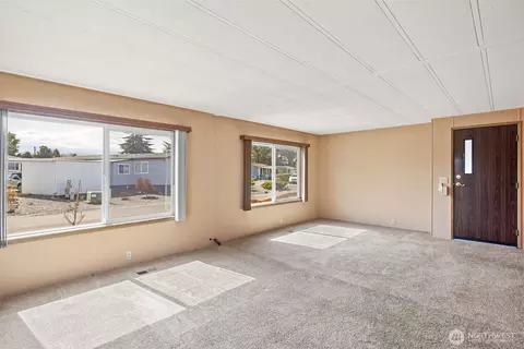 55 Juniper Mobile Ests, Sequim, WA 98382 photo 11