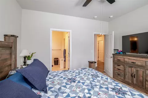 Bedroom - 106 Hickory Ave SW #45, Orting, WA 98360 photo 2 of 4