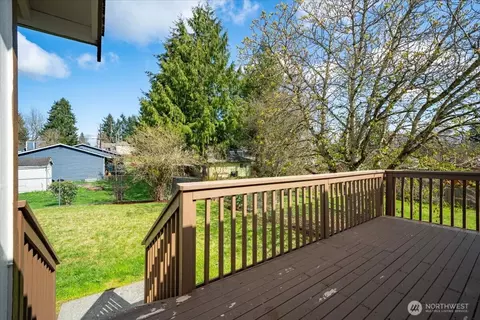 Exterior - 29 108th St SE, Everett, WA 98208 photo 3 of 3