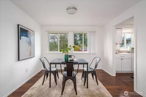 Dining - 29 108th St SE, Everett, WA 98208 photo 1 of 1