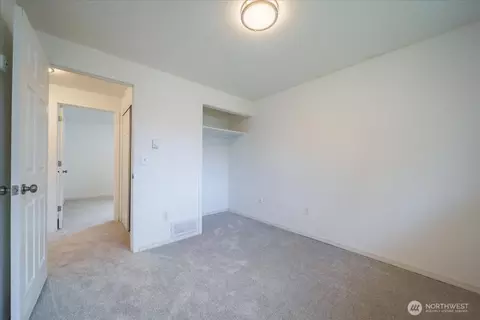 Bedroom - 29 108th St SE, Everett, WA 98208 photo 4 of 4