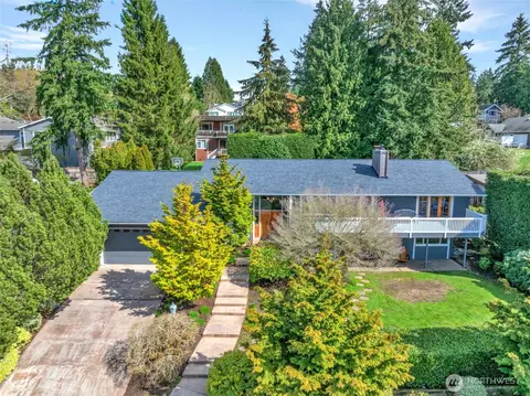 5210 111th Ave NE, Kirkland, WA 98033