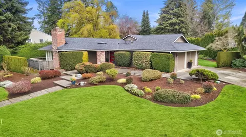 50 Skagit Ky, Bellevue, WA 98006