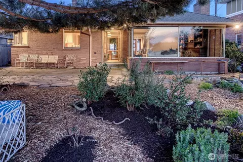 5655 49th Ave SW, Seattle, WA 98136