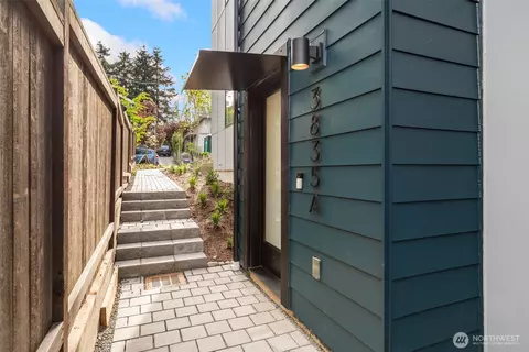 3835 B Woodlawn Ave N, Seattle, WA 98103