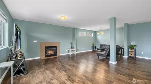 Living - 17734 17th Ave E, Spanaway, WA 98387 photo 2 of 4