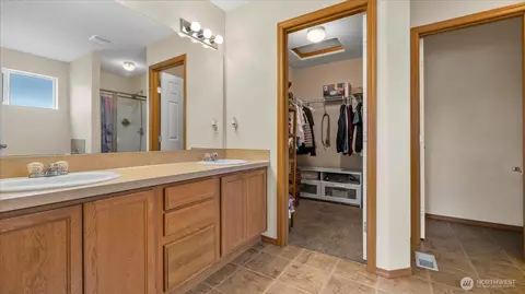 Entry Way - 17734 17th Ave E, Spanaway, WA 98387 photo 2 of 2