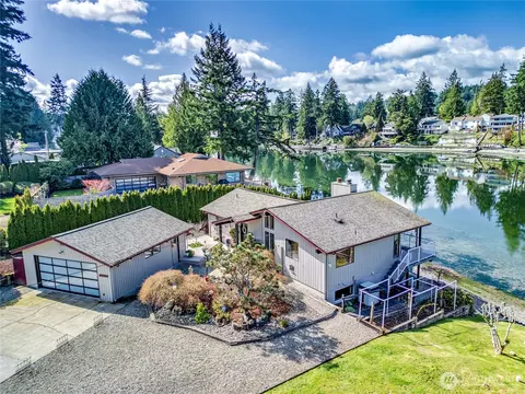 4605 Marine View Pl, Bremerton, WA 98312