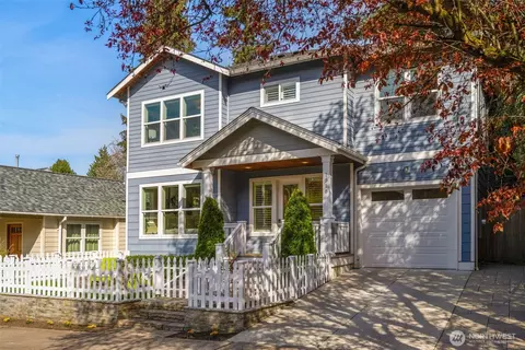 1910 42nd Ave SW, Seattle, WA 98116