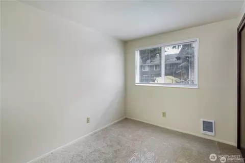 Bedroom - 6321 Broadway Ave, Everett, WA 98203 photo 3 of 3
