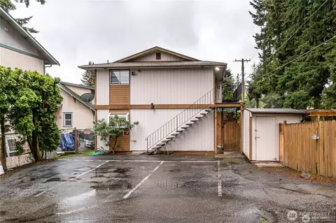 Exterior - 6321 Broadway Ave, Everett, WA 98203 photo 7 of 7