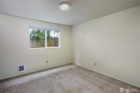 Bedroom - 6321 Broadway Ave, Everett, WA 98203 photo 2 of 3