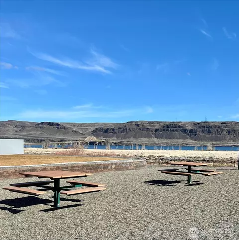 360 Vantage Bay Loop, Vantage, WA 98950 photo 16