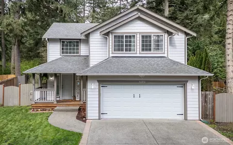 16816 Sorbus Ct SE, Yelm, WA 98597