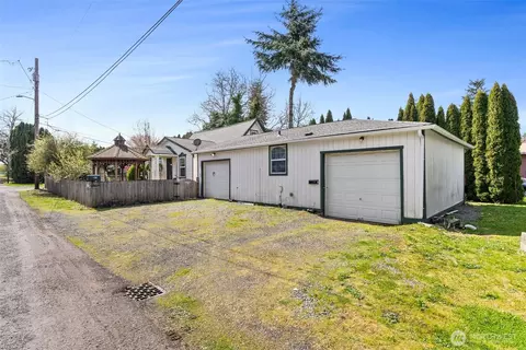 909 Goff St, Centralia, WA 98531