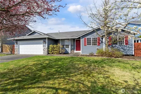 1211 29th Avenue Ct SW, Puyallup, WA 98373
