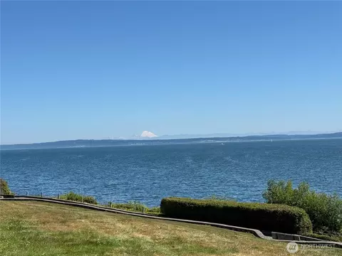 120 Cascade Pl #33, Port Ludlow, WA 98365