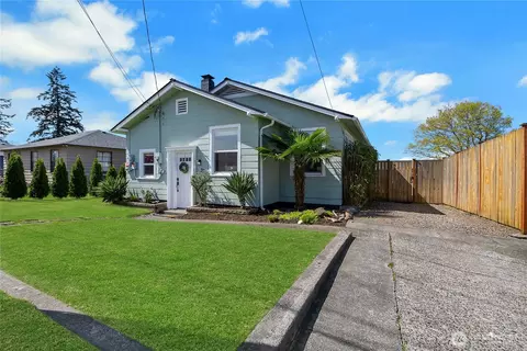32 S Arizona Ave, Tacoma, WA 98409