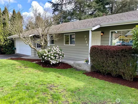 7711 NE 203 St, Kenmore, WA 98028