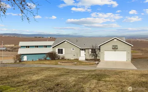 101 4th Parallel Rd, Ellensburg, WA 98926
