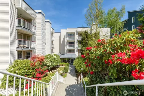 130 NE 95th St #A203, Seattle, WA 98115