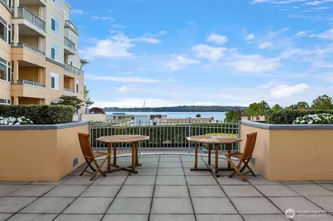 109 2nd St S #237, Kirkland, WA 98033