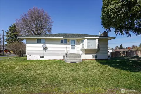 308 Washington St, Davenport, WA 99122