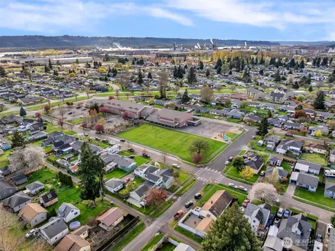 View/Area - 521 26th Ave, Longview, WA 98632 photo 4 of 7