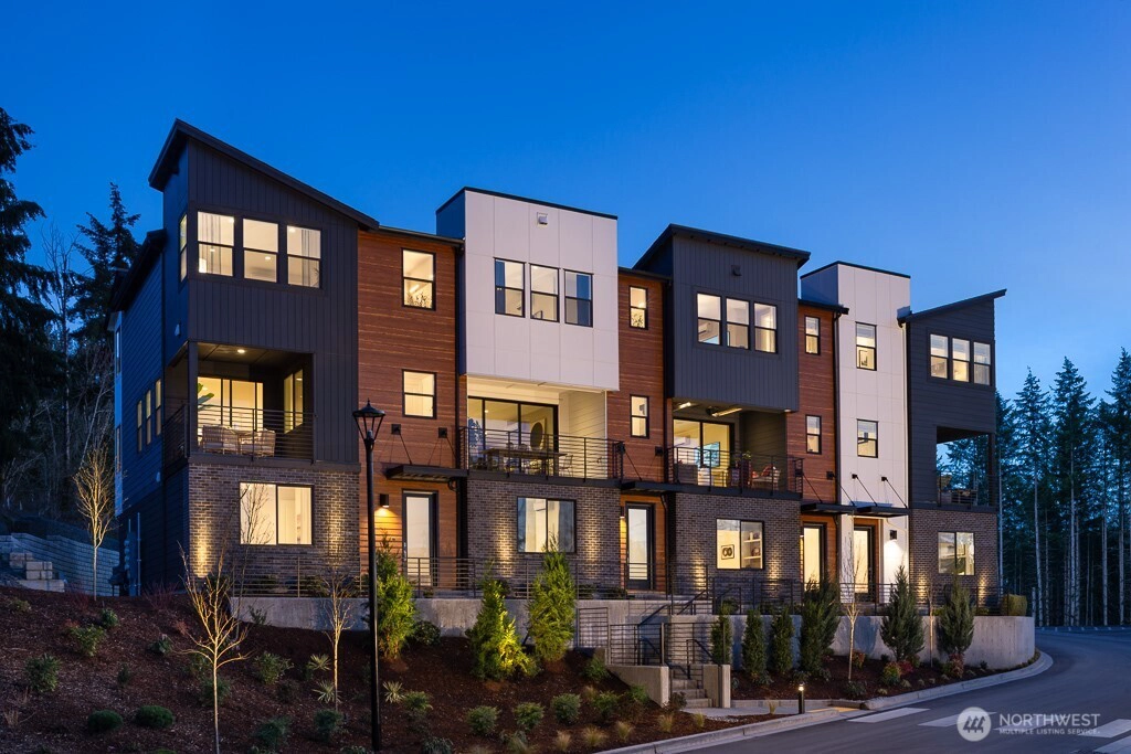 10822 120th Ln NE Unit B  