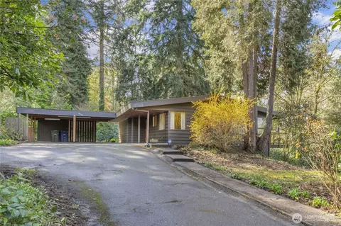 4741 119th Ave SE, Bellevue, WA 98006