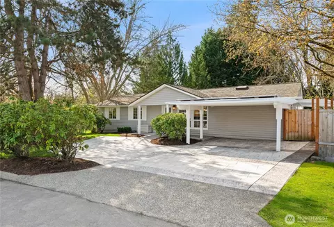 651 154th Ave SE, Bellevue, WA 98007