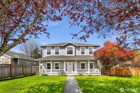 1314 35th St, Anacortes, WA 98221