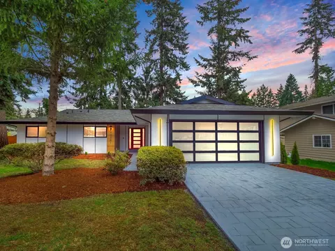 12201 NE 142nd Pl, Kirkland, WA 98034