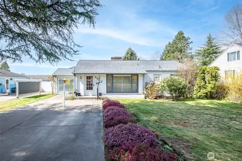 9402 E B St, Tacoma, WA 98445