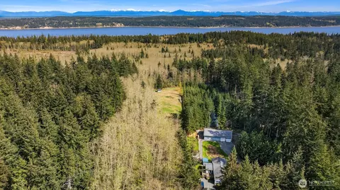 22872 State Route 525, Greenbank, WA 98253