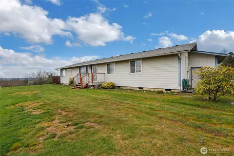 3126 Meeker Ave NE, Tacoma, WA 98422