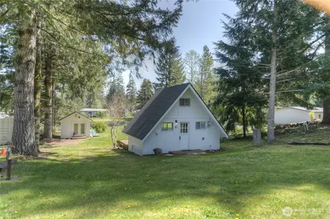 31 W Blakely Dr, Elma, WA 98541